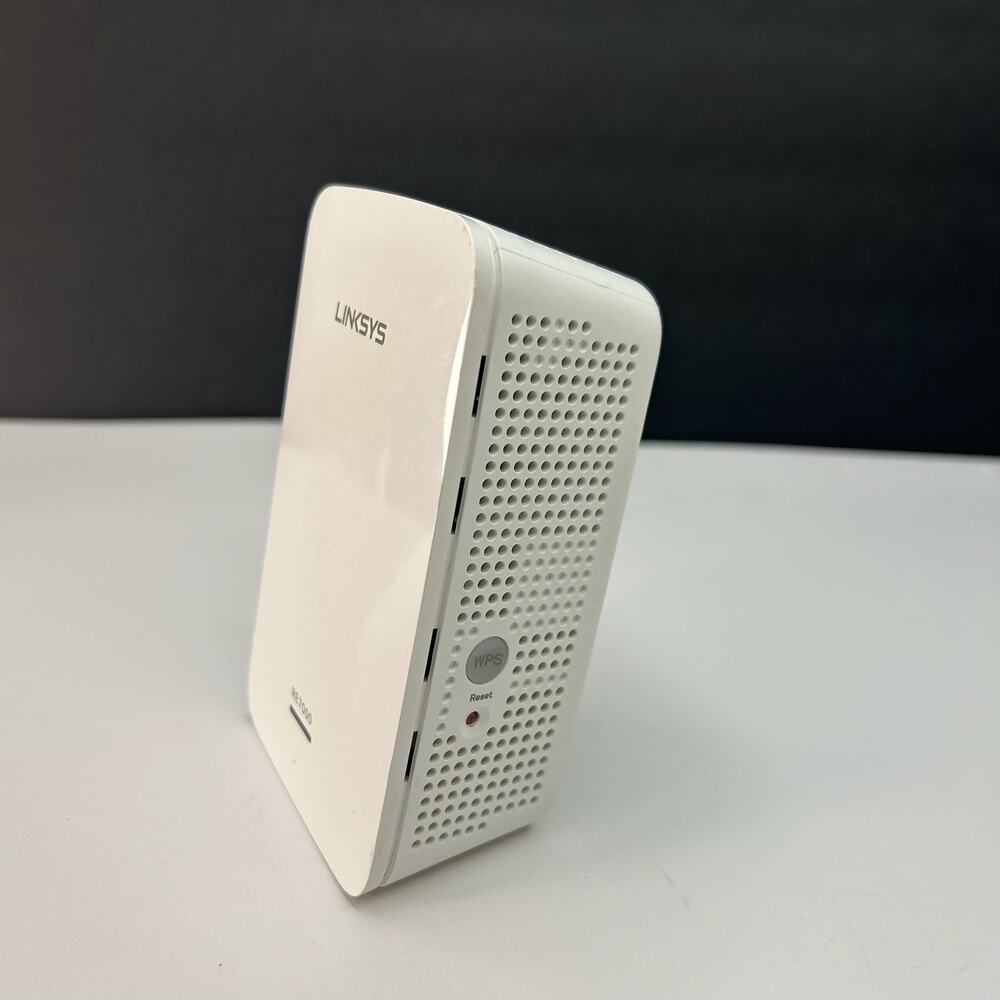 Linksys RE7000 Max-Stream AC1900 Dual-Band Wi-Fi Range Extender MU-MIMO White - Picture 2 of 11